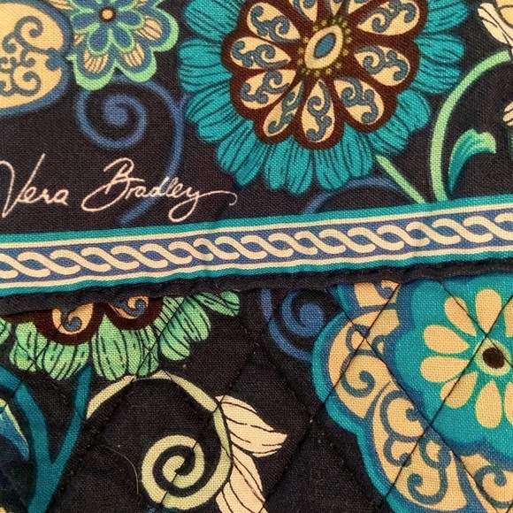 Vera Bradley Tote in Mod Floral Blue Pattern - Picture 5 of 6
